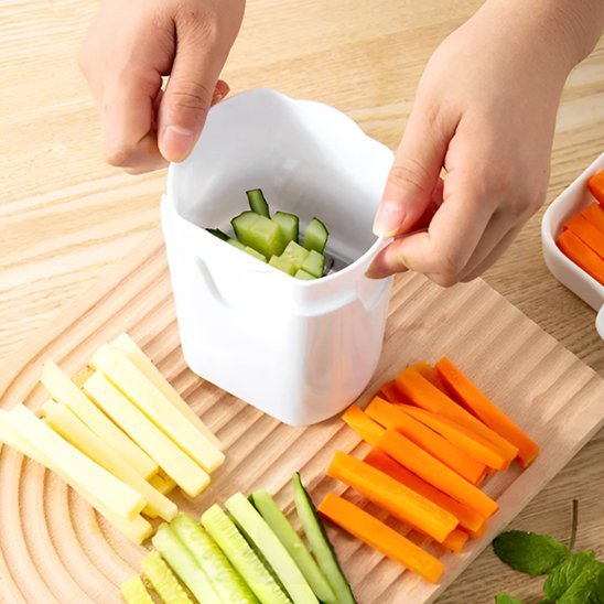 Coupe legumes concombre salade