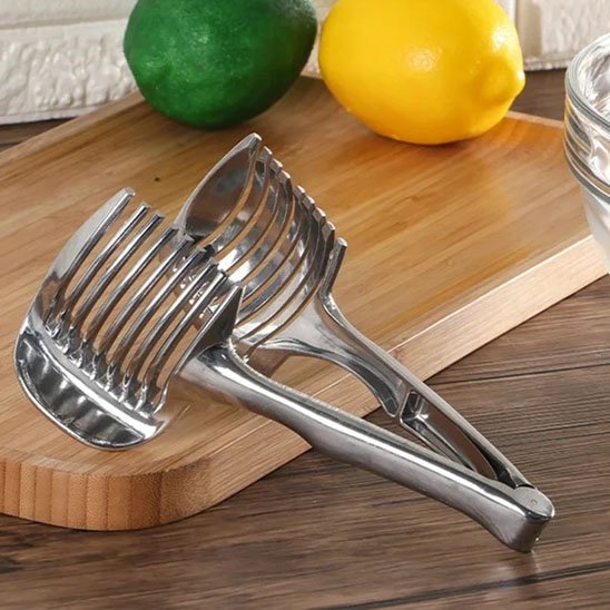 Coupe légumes pour couper le citron facilement