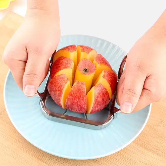 Coupe légumes pour trancher une pomme