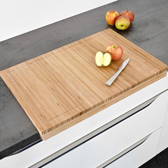 Planche à découper en bois pour couper des pommes facilement