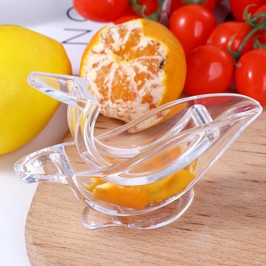 Presse agrume outil pratique pour jus d’orange