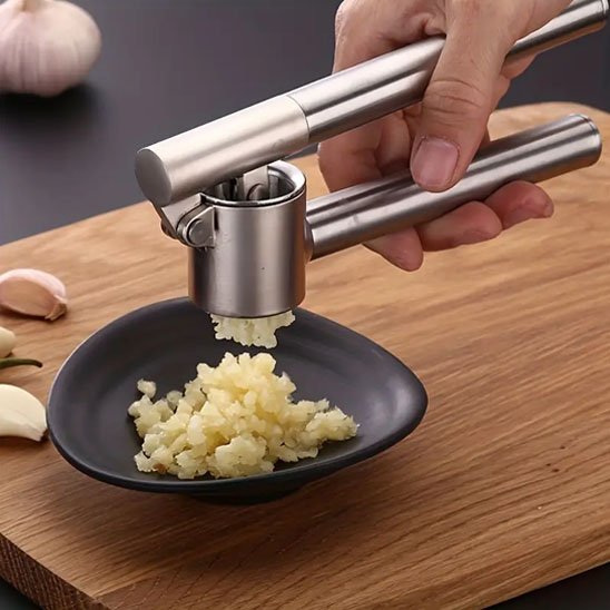 Presse ail accessoire de cuisine moderne